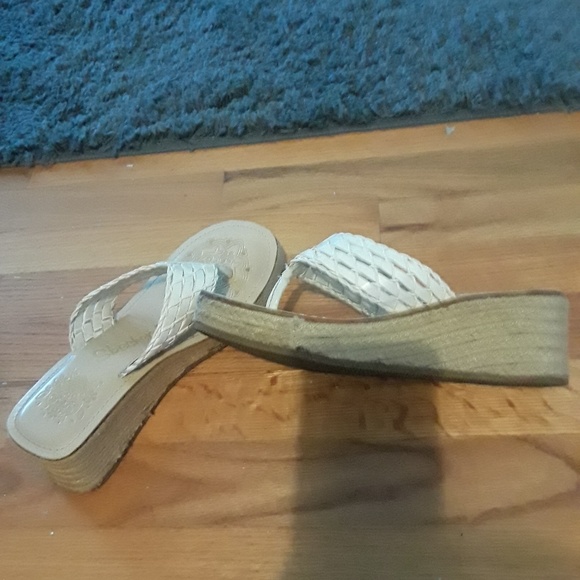 Sandals - Picture 2 of 3